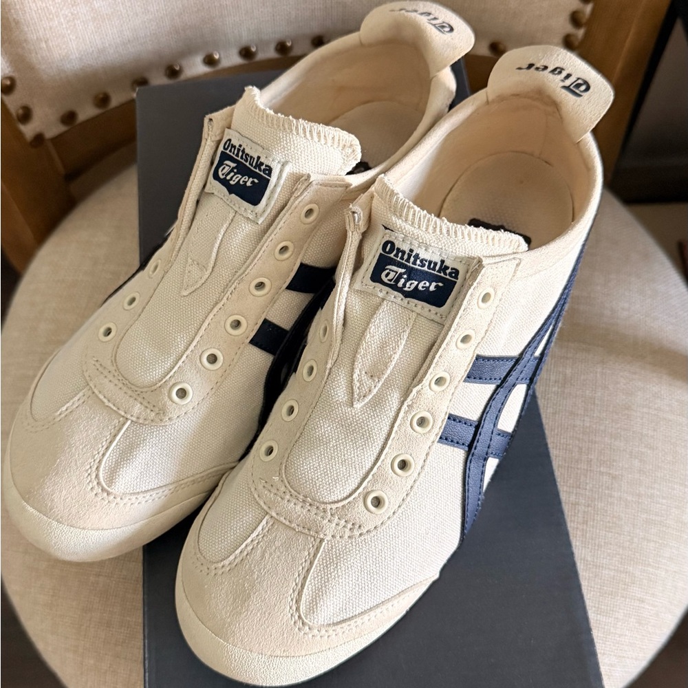 Onitsuka Tiger Mexico 66 slip-on (laceless) size US6.5 EU37.5 in birch/midnight